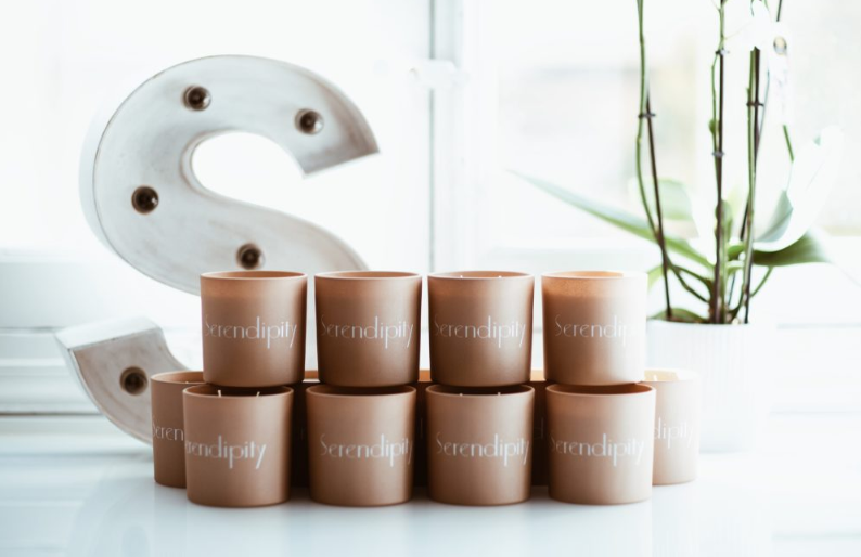 Serendipity Spain velas de cera natural stock y disponibilidad